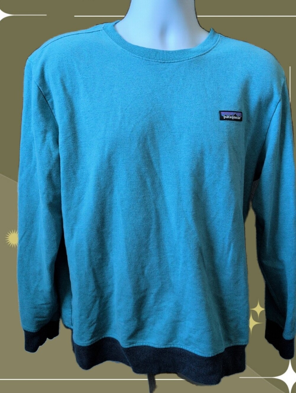 ✨light blue Patagonia P-6 Label Midweight Crew Sweatshirt size m